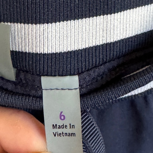 Athleta Sonora Skirt, Navy w/ White Stripes, Size 6 - Picture 8 of 9